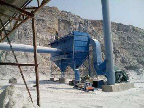 山西碎石厂用DMC-140型脉冲布袋除尘器